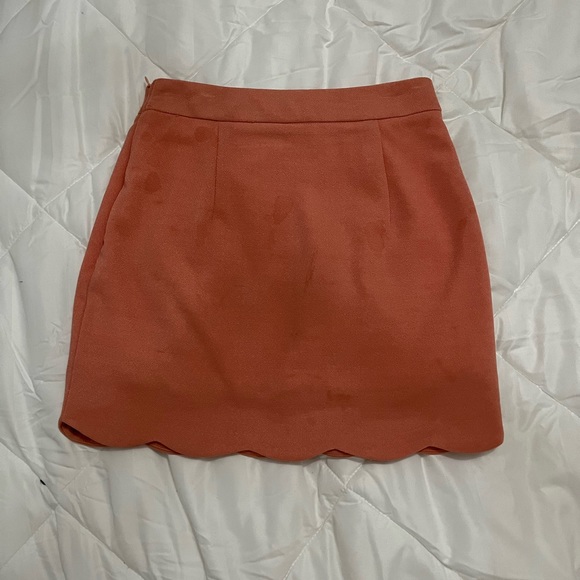 Tobi Scalloped Mini Skirt - Picture 3 of 4